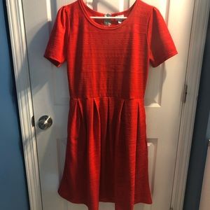 Red LuLaRoe Amelia with pockets!